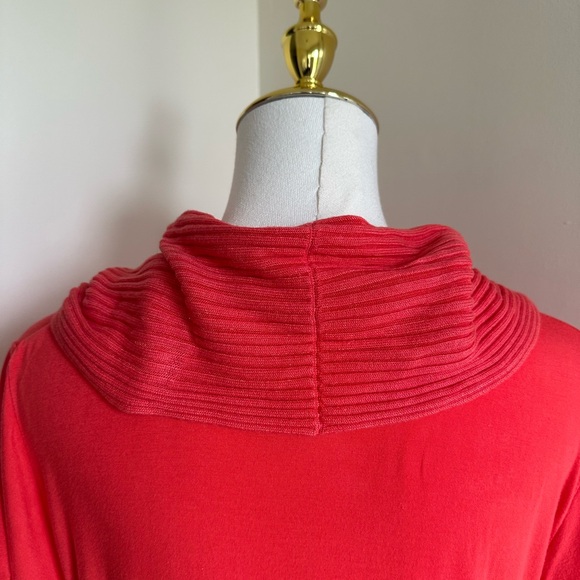 Cowl Neck Coral Short Sleeve Shirt- Large - Picture 5 of 8